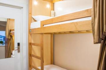Фото номера Кровать в общем 4-местном номере для мужчин и женщин Хостелы SPA Hostel Zolote Runo, Boryspil г. Борисполь 12